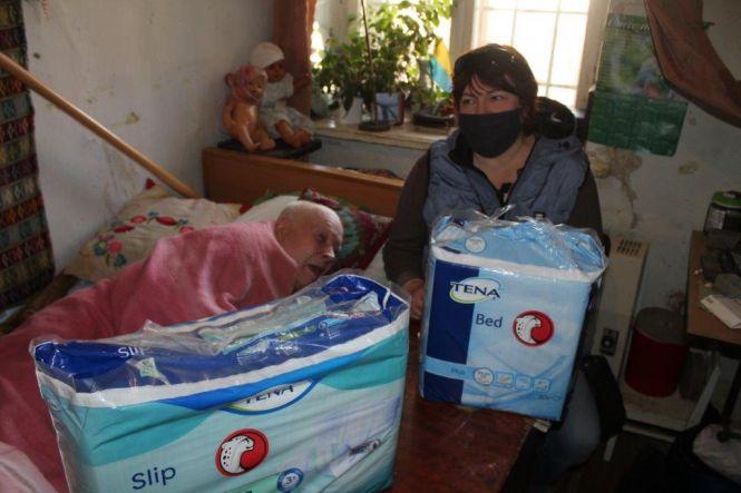 Новини Вінниці - фото з «У нас 25 лежачих». Хто і як доглядає за самотніми літніми вінничанами на карантині «У нас 25 лежачих». Хто і як доглядає за самотніми літніми вінничанами на карантині, фото №5 на сайті 20minut.ua