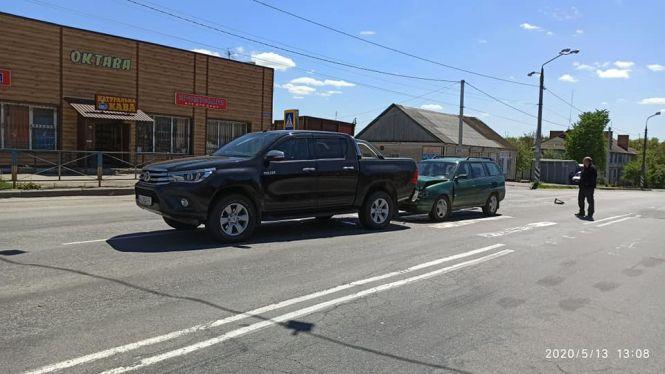 У Махнівці зіткнулося два автомобіля, фото №2 на сайті 20minut.ua