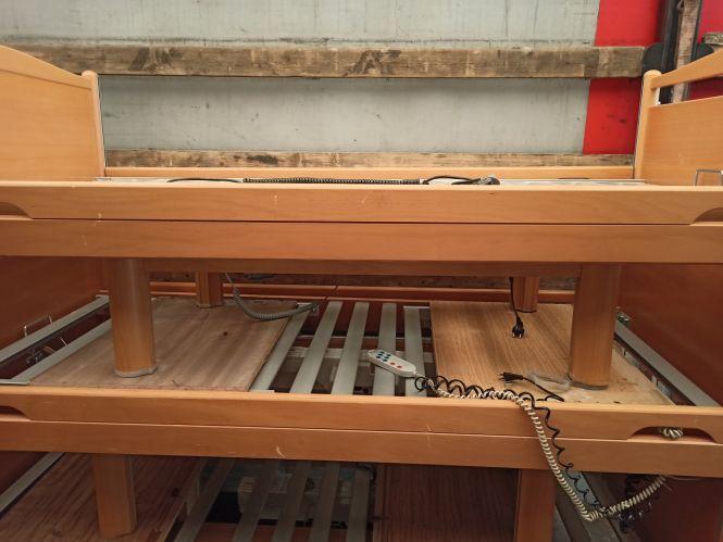 В ЦРЛ передали медичні ліжка, інвалідні візки та ліжечка для немовлят, фото №1 на сайті 20minut.ua