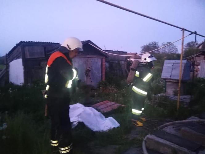 Новини Вінниці - фото з Смертельна пожежа у Гнівані: у будинку згорів 85-річний дідусь Світлина від Тиврівські рятувальники Вінниччини.