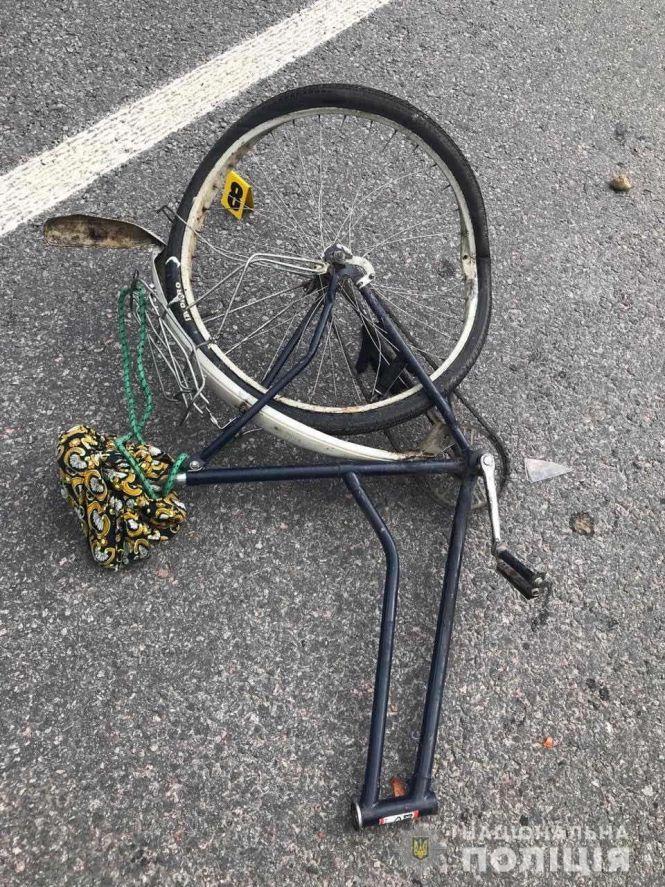 Новини Вінниці - фото з У Вінницькому районі мотоцикліст збив велосипедистку. Є загиблий У Вінницькому районі мотоцикліст збив велосипедистку. Є загиблий, фото №1 на сайті 20minut.ua