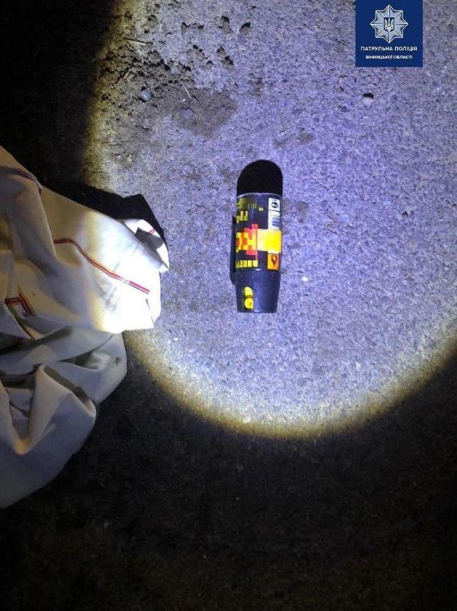 Тікав, бився та розпилював газ: розповіли, як у Літині затримували водія «під кайфом», фото №1 на сайті 20minut.ua