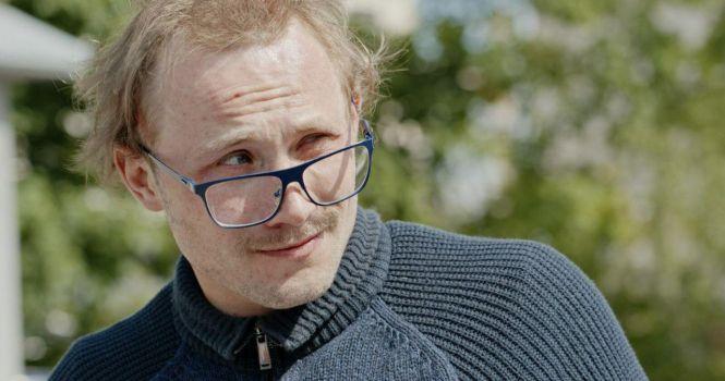 Новини Тернополя - фото з «Однокласник»: фільм знімають у Тернополі. Чому перехожі викликали поліцію під час зйомок? «Однокласник»: фільм знімають у Тернополі. Чому перехожі викликали поліцію під час зйомок?, фото №2 на сайті 20minut.ua