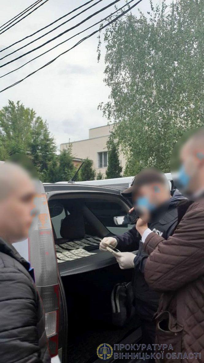 Затримали організатора «чорних лісорубів», який дав працівнику СБУ 5 тисяч доларів хабаря, фото №1 на сайті 20minut.ua
