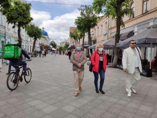 День вишиванки: як жителі Житомирщини святкують на карантині, фото №2 на сайті 20minut.ua