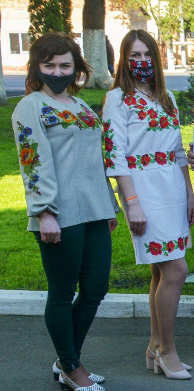 Новини Вінниці - фото з «Нас не впізнати!» У сукні, подарованій мамою, прийшла на службу лейтенант Нацгвардії «Нас не впізнати!» У сукні, подарованій мамою, прийшла на службу лейтенант Нацгвардії, фото №1 на сайті 20minut.ua