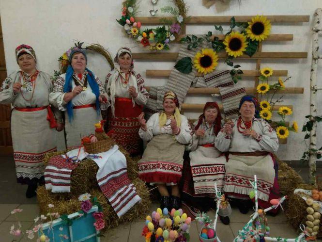 День вишиванки: як жителі Житомирщини святкують на карантині, фото №5 на сайті 20minut.ua