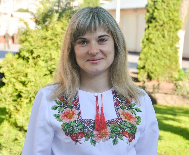 Новини Вінниці - фото з «Нас не впізнати!» У сукні, подарованій мамою, прийшла на службу лейтенант Нацгвардії «Нас не впізнати!» У сукні, подарованій мамою, прийшла на службу лейтенант Нацгвардії, фото №6 на сайті 20minut.ua