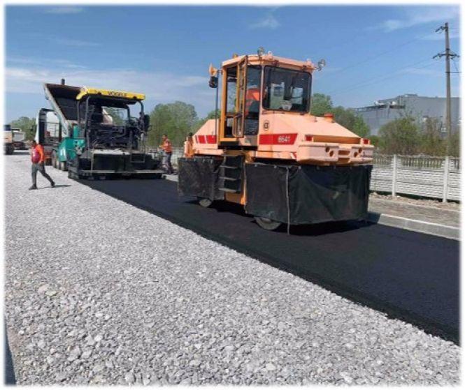 Новини Вінниці - фото з Ремонт вулиці Гонти: стелять асфальт, встановлять ліхтарі та облаштують велодоріжку Ремонт вулиці Гонти: стелять асфальт, встановлять ліхтарі та облаштують велодоріжку, фото №2 на сайті 20minut.ua