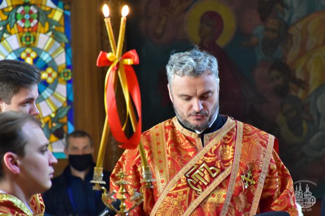 Новини Вінниці - фото з Церква та пом'якшення карантину: кафедральний собор запрошує на богослужіння Церква та пом'якшення карантину: кафедральний собор запрошує на богослужіння, фото №1 на сайті 20minut.ua