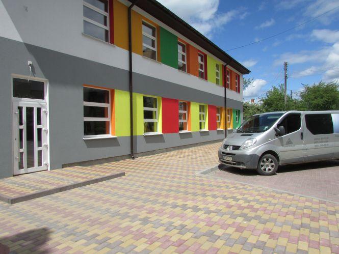 Фото дня: футбол на карантині,  «частка» субсидії та заготовка сіна, фото №10 на сайті 20minut.ua