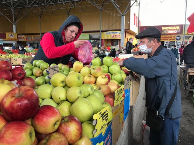 Овочево-фруктовий бум у Хмельницькому: що продають і які ціни, фото №2 на сайті vsim.ua