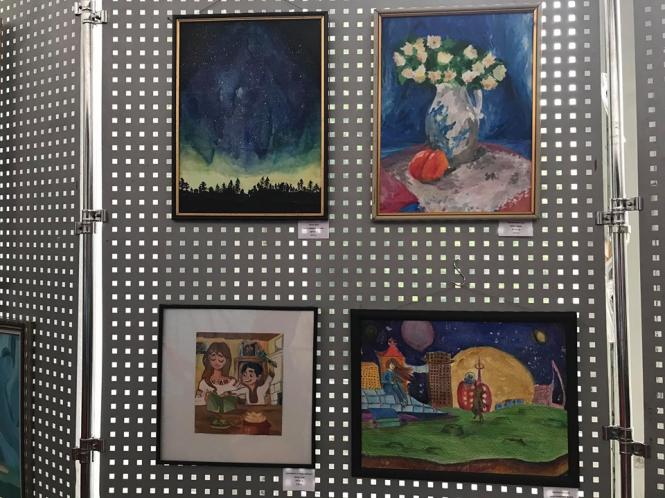 Попри різні обставини, вона продовжує малювати: історія юної і талановитої Насті, фото №7 на сайті vsim.ua