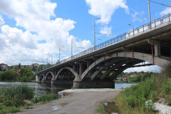 Новини Вінниці - фото з Київський міст за «крок» до початку ремонту. Чи перекриють його знову? Київський міст за «крок» до початку ремонту. Чи перекриють його знову?, фото №3 на сайті 20minut.ua