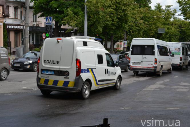 Новини Хмельницького - фото з Хмельницький готується до приїзду Зеленського: що відбувається у центрі міста (ФОТО) Хмельницький готується до приїзду Зеленського: що відбувається у центрі міста (ФОТО), фото №9 на сайті vsim.ua