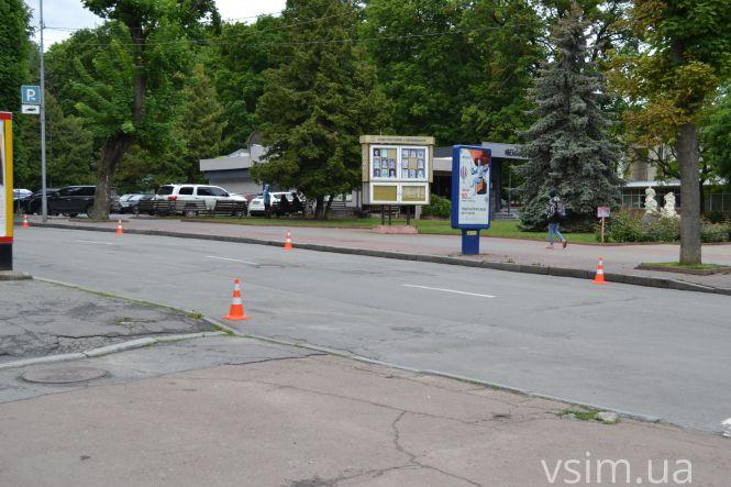 Новини Хмельницького - фото з Хмельницький готується до приїзду Зеленського: що відбувається у центрі міста (ФОТО) Хмельницький готується до приїзду Зеленського: що відбувається у центрі міста (ФОТО), фото №1 на сайті vsim.ua