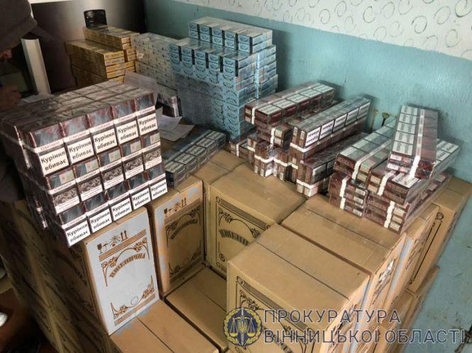 Новини Вінниці - фото з Цигарки та алкоголь без акцизних марок. У Вінниці викрили склад фальсифікату Цигарки та алкоголь без акцизних марок. У Вінниці викрили склад фальсифікату, фото №2 на сайті 20minut.ua