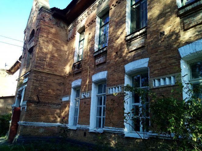 Новини Козятина - фото з Відомі козятинські будинки: Чехословацький, Уманський та Грека Відомі козятинські будинки: Чехословацький, Уманський та Грека, фото №2 на сайті 20minut.ua