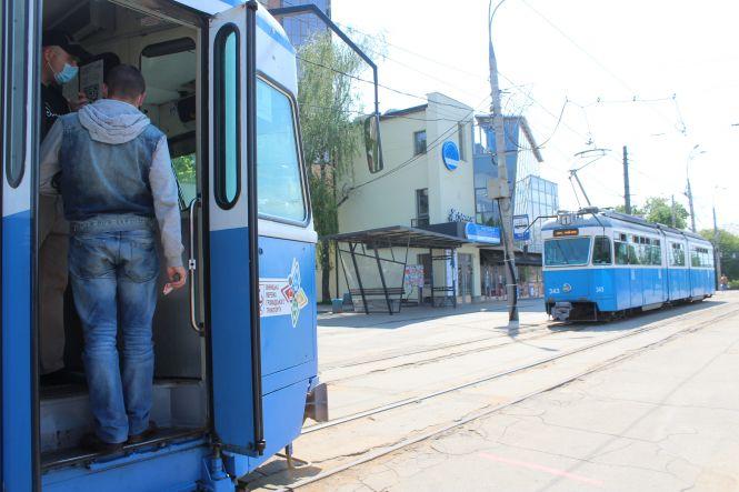 «Коронавірус не зник». Мер Вінниці пропонує робити зауваження людям, які без масок, фото №1 на сайті 20minut.ua