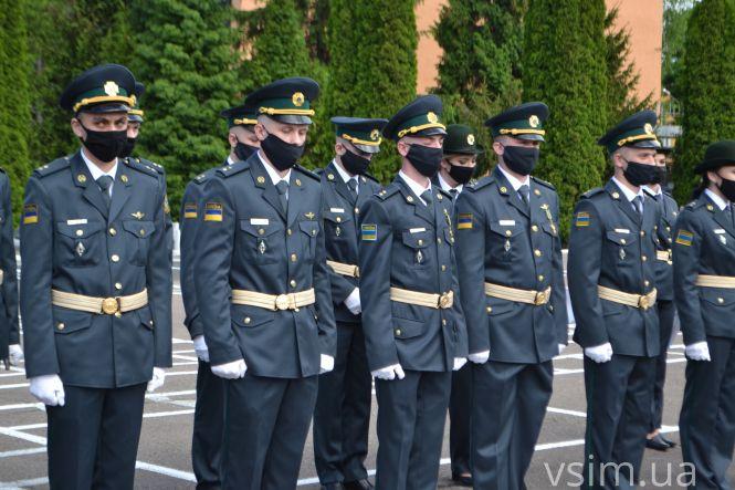 Новини Хмельницького - фото з Випуск курсантів прикордонної академії: як це було (ФОТО, ВІДЕО) Випуск курсантів прикордонної академії: як це було (ФОТО, ВІДЕО), фото №9 на сайті vsim.ua
