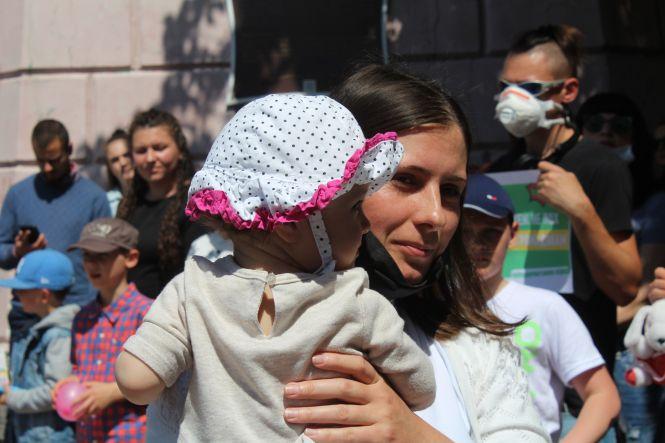 «Страшно, коли немає вибору: калічити дітей чи ні». Протестували проти примусової вакцинації, фото №4 на сайті 20minut.ua