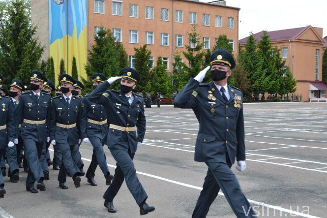 Новини Хмельницького - фото з Випуск курсантів прикордонної академії: як це було (ФОТО, ВІДЕО) Випуск курсантів прикордонної академії: як це було (ФОТО, ВІДЕО), фото №18 на сайті vsim.ua