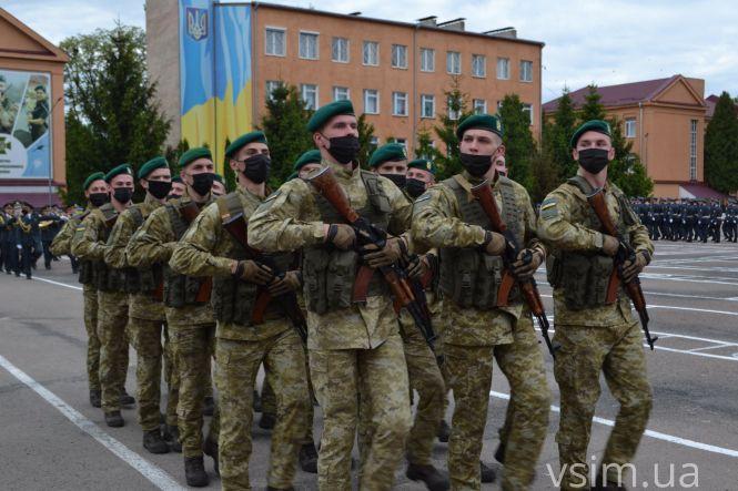Новини Хмельницького - фото з Випуск курсантів прикордонної академії: як це було (ФОТО, ВІДЕО) Випуск курсантів прикордонної академії: як це було (ФОТО, ВІДЕО), фото №19 на сайті vsim.ua