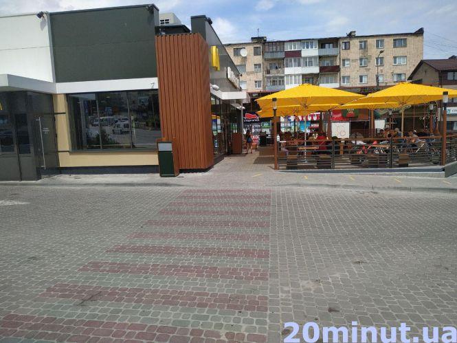 Закладам харчування дозволили приймати гостей в приміщенні: як вони тепер працюють? Ми перевірили, фото №6 на сайті 20minut.ua