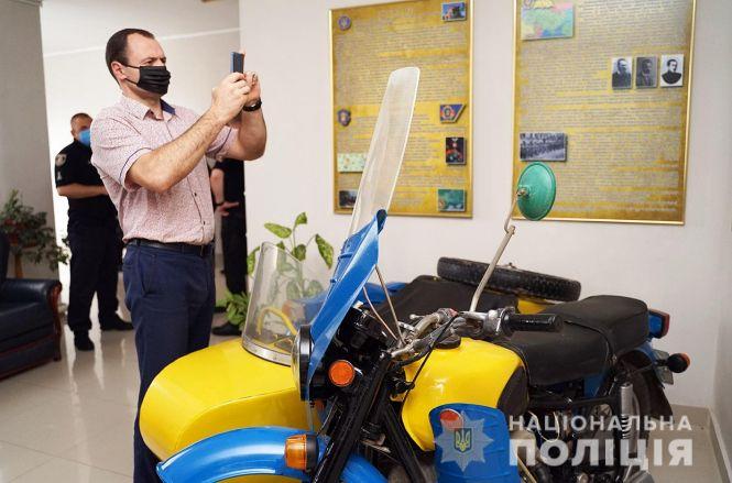 На Хмельниччині в новому музеї правоохоронної системи зібрали тисячу експонатів, фото №1 на сайті vsim.ua