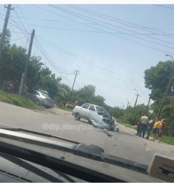 Червневі ДТП: побиті авто, але без жертв, фото №1 на сайті 20minut.ua