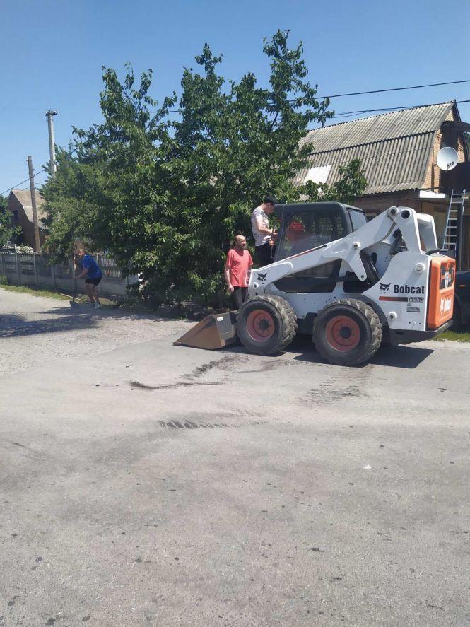 Дочекалися: в селі Козятин ремонтують Центральну, фото №9 на сайті 20minut.ua