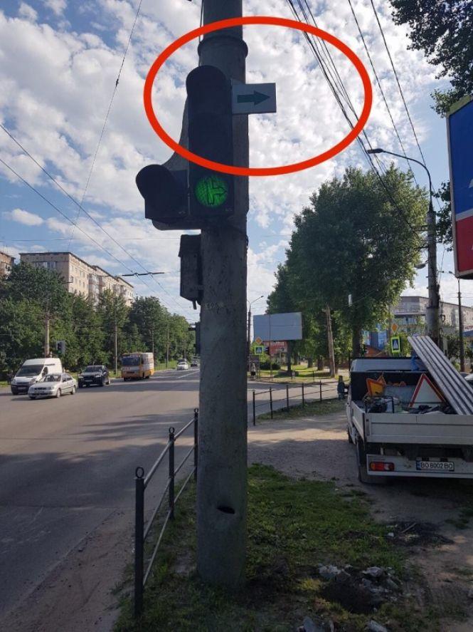 Новини Тернополя - фото з Уже три смуги: на перехресті Злуки-15 Квітня-Купчинського змінили схему дорожнього руху (ФОТО) Уже три смуги: на перехресті Злуки-15 Квітня-Купчинського змінили схему дорожнього руху (ФОТО), фото №3 на сайті 20minut.ua