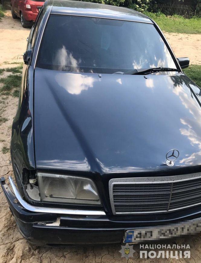 Біля Калинівки перекинувся Nissan, а у Вороновиці Mercedes збив скутеристку, фото №2 на сайті 20minut.ua