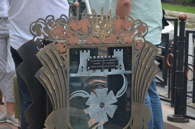 Хулігани, які пограбували туристичну скриню у Чорткові, повернули вкрадене (ФОТО), фото №5 на сайті 20minut.ua