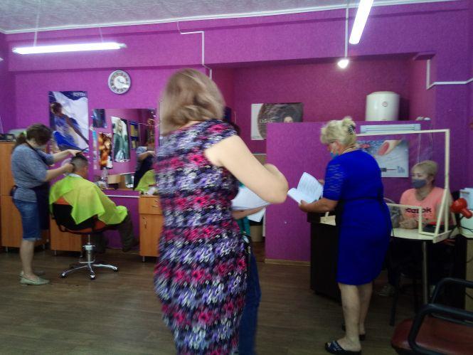 Новини Козятина - фото з Ми перевірили чи дотримуються карантинних норм у кафе, магазинах та перукарнях Ми перевірили чи дотримуються карантинних норм у кафе, магазинах та перукарнях, фото №8 на сайті 20minut.ua