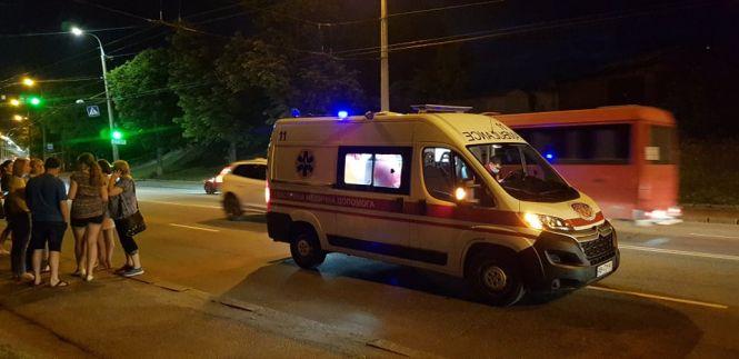 Новини Вінниці - фото з «Водійка і пасажирка — медики. Їхали з сабантуя». Нові деталі п'яної ДТП на Чорновола «Водійка і пасажирка — медики. Їхали з сабантуя». Нові деталі п'яної ДТП на Чорновола, фото №1 на сайті 20minut.ua