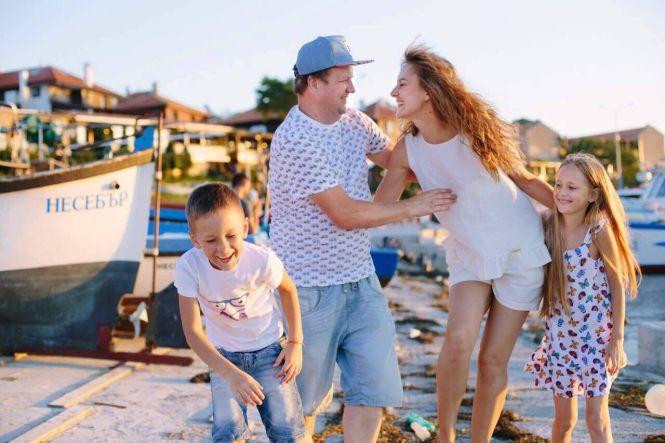 Новини Вінниці - фото з «Супертато знає відповіді на всі запитання. І вміє готувати грунт». Віктор Бронюк про секрети виховання «Супертато знає відповіді на всі запитання. І вміє готувати грунт». Віктор Бронюк про секрети виховання, фото №3 на сайті 20minut.ua