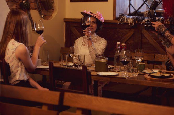 Новини Вінниці - фото з Куди ділись конопляні олії і як виникли гайсинські вермути? У Вінниці розпочались історичні дегустації Куди ділись конопляні олії і як виникли гайсинські вермути? У Вінниці розпочались історичні дегустації, фото №6 на сайті 20minut.ua