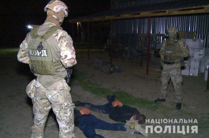 На Вінниччині КОРД затримав банду, яка спеціалізувалася на крадіжках засобів захисту рослин, фото №6 на сайті 20minut.ua