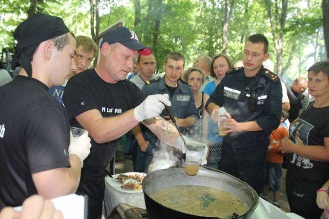 День Конституції і святкування: вінничан чекає карантинний концерт, фото №2 на сайті 20minut.ua