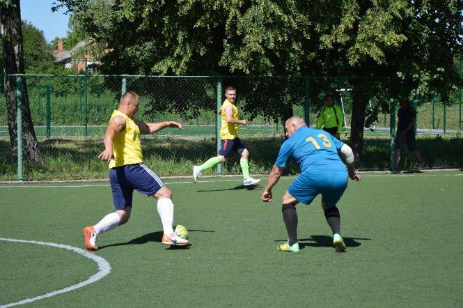 Півфінальні змагання районних сільських спортивних ігор:  глуховецькі аматори вийшли до фіналу, фото №1 на сайті 20minut.ua