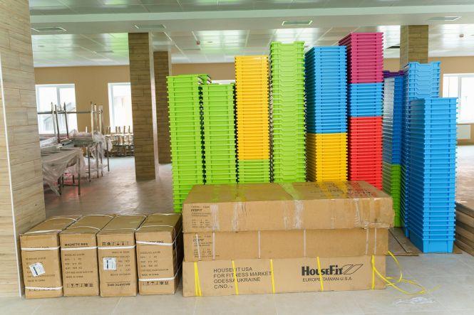 Новини Вінниці - фото з До відкриття два місяці: у нову школу на Поділлі почали завозити меблі До відкриття два місяці: у нову школу на Поділлі почали завозити меблі, фото №3 на сайті 20minut.ua