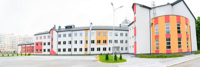 Новини Вінниці - фото з До відкриття два місяці: у нову школу на Поділлі почали завозити меблі До відкриття два місяці: у нову школу на Поділлі почали завозити меблі, фото №1 на сайті 20minut.ua