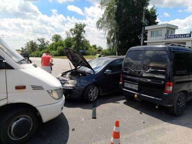ДТП на махнівському перехресті: чому зіткнулися 4 автівки? Коментар поліції, фото №5 на сайті 20minut.ua