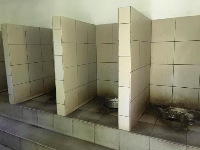 Де в центрі Хмельницького сходити в туалет й не засмердітися: огляд громадських вбиралень, фото №9 на сайті vsim.ua