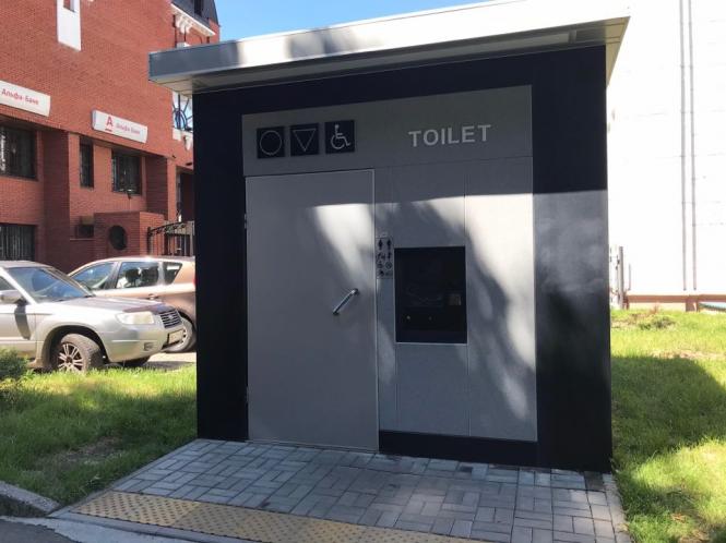 Де в центрі Хмельницького сходити в туалет й не засмердітися: огляд громадських вбиралень, фото №12 на сайті vsim.ua