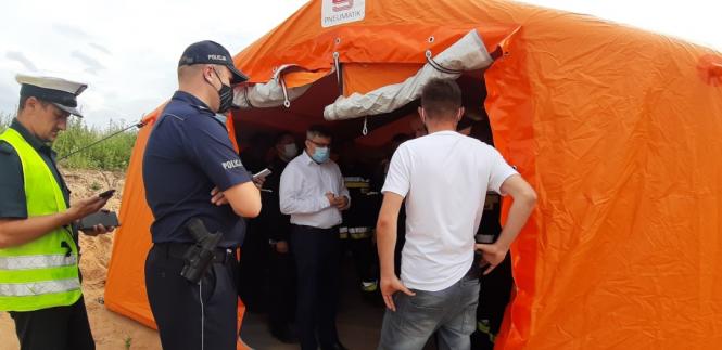 Новини Тернополя - фото з У Польщі в аварію потрапив автобус, який їхав з Тернополя. Є травмовані, одна особа - у критичному стані (ФОТО) У Польщі в аварію потрапив автобус, який їхав з Тернополя. Є травмовані, одна особа - у критичному стані (ФОТО), фото №2 на сайті 20minut.ua