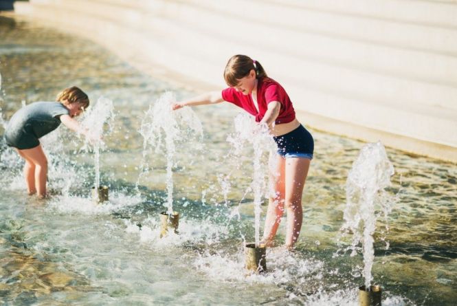 Сильна спека та локальні смерчі: в Україні очікується «небезпечна» погода
