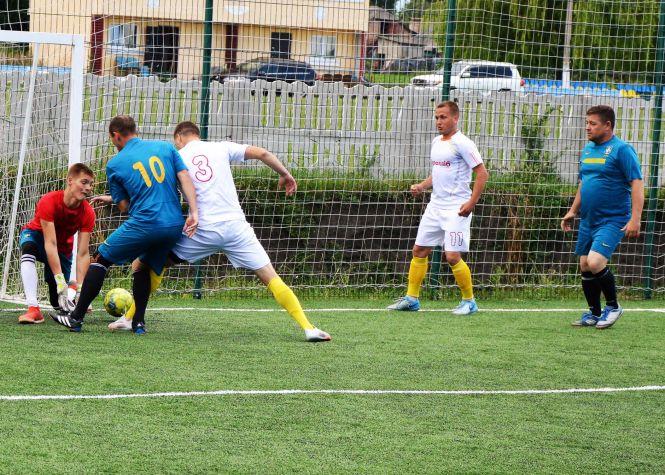 Новини Козятина - фото з Глухівчани перемогли у 28-мих спортивних іграх Козятинщини. Репортаж з фіналу Глухівчани перемогли у 28-мих спортивних іграх Козятинщини. Репортаж з фіналу, фото №4 на сайті 20minut.ua