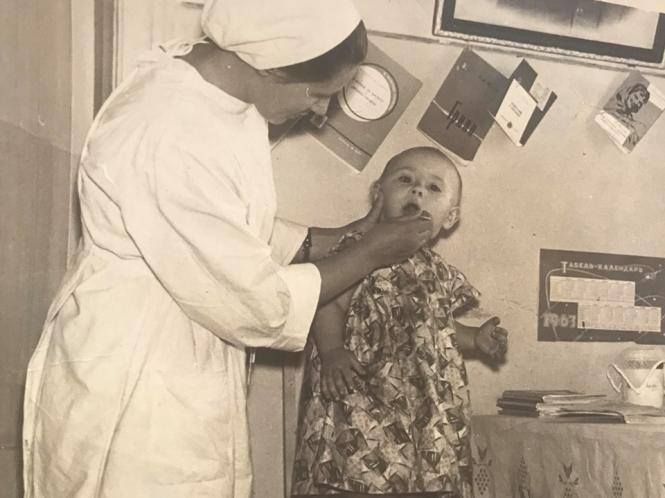 “Коли Сталін помер, всі ридали”: пенсіонерка з Хмельницького розповіла про життя в Радянському Союзі, фото №1 на сайті vsim.ua